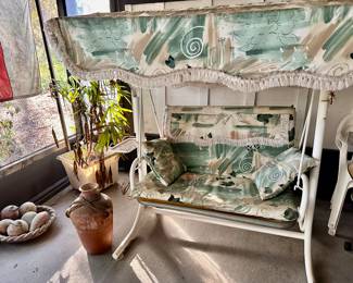 Unusual Pirch Swing