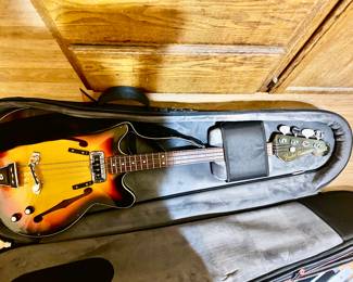 Fender Coronado BASS I Guitar with Case