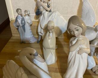 Lladro : The Happiest Day, Groom Holding Bride. LARGE. Lladro Swan, Lladro Girl in Towel