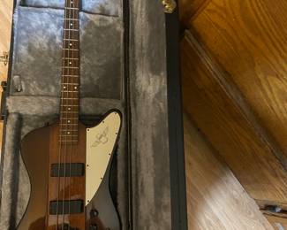 Epiphone T Bird E1 Bass Sunburst with Epiphone Hard Gig Case
