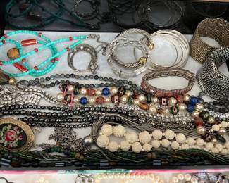 Large selection of costume jewelry, much vintage.