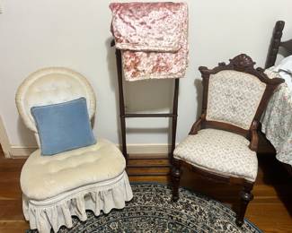 Chair on the left -$75 
Chair on the right -$$40