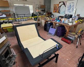 Tempur-Pedic Ergo Twin Full Base, Yard Sale Knick Knacks, Drafting Table