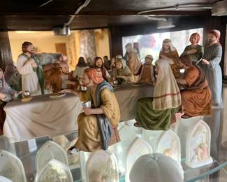 Last supper figurine set