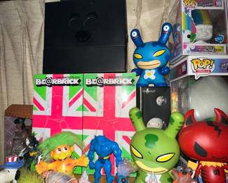 BearBricks/Trolls
