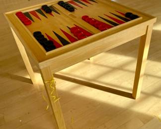 NATURAL WOOD BACKGAMMON TABLE