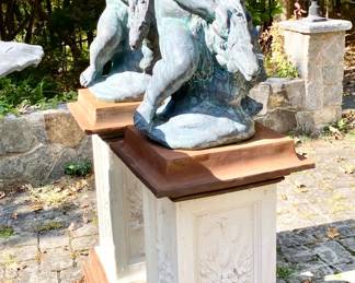 CHERUB STATUE