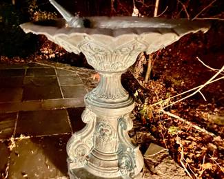 GORGEOUS BRONZE FINISH FOUNTAIN