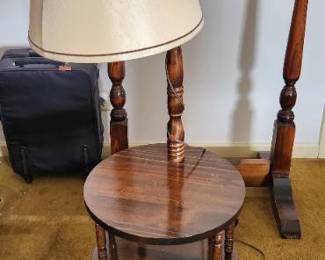 Vintage Lamp / stand