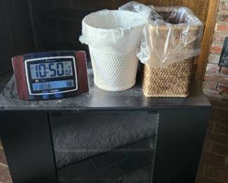 Atomic clock, waste baskets