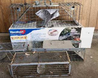 Mulitple live traps, varous sizes