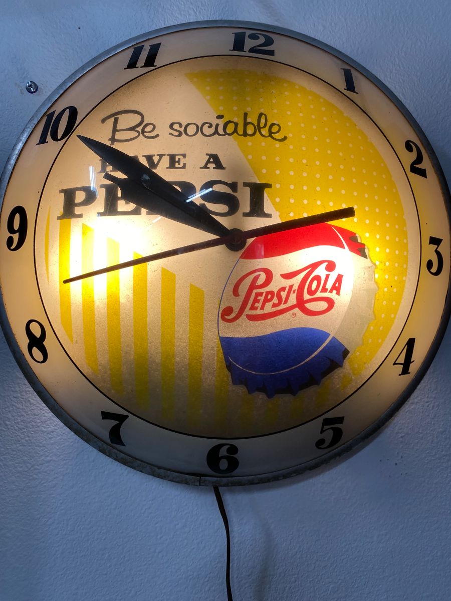 Pepsi lighted electric clock. Works