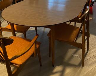 Mid-century modern dining room table and 4 chairs +2 captains chairs