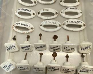 Apothecary Drawer Pulls