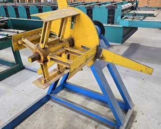 Hat Trim Coil Feeder