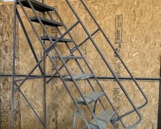 Tri Arc 9 Step Rolling Safety Ladder