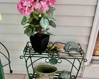 Porch furniture and accessories