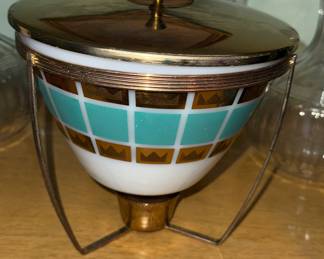 Fireking Crown Mixing covered dish WoW!