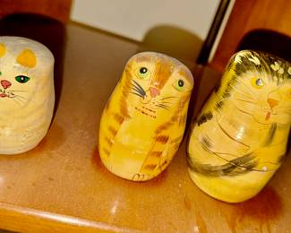 Russian Stacking Cats
