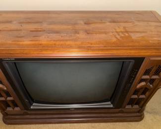 huge old TV 