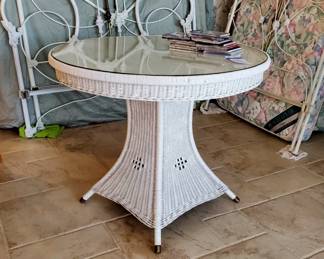 Antique Wicker Round table with glass top