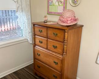 Early American chest of drawers