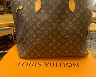 Louis Vuitton Neverfull large tote SD0139