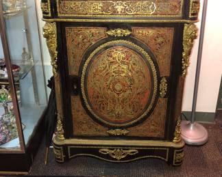 Another Boule cabinet (needs TLC)