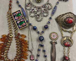 Venetian glass beaded necklaces & other Venetian glass jewelry
