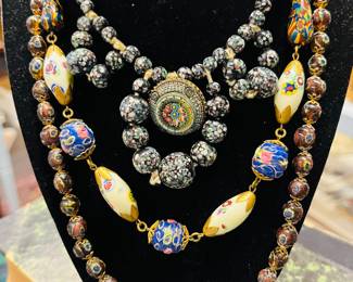 Venetian glass beaded necklaces & other Venetian glass jewelry