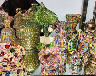 A selection of over 200 pieces of Vintage Venetian Murano Millefiori Murrine, Fratelli Toso etc. glass. Lamps, vases, bottles, animal figures etc.