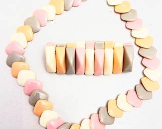 1960’s Resin Necklace and Bracelet Set