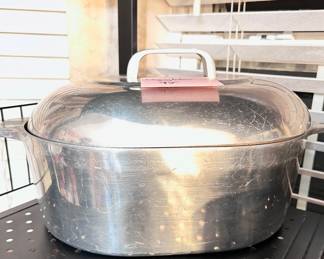 Vintage Wagner Ware Roaster- also 2 pots