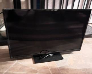 Vizio 24” Flat Screen 