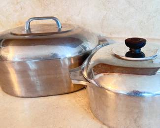 Vintage Wagner Ware Magnalite Dutch Over 