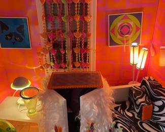 American Girl Minis Illuma Groovy Room with accessories.