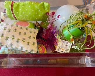 American Girl Minis Illuma Groovy Room with accessories.