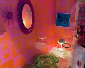 American Girl Minis Illuma Groovy Room with accessories.