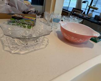 PINK GOOSEBERRY PYREX SOLD