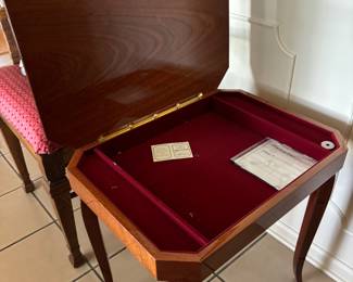 Italian inlaid table music box Sorrento
