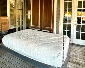 Outdoor Swing Bed
