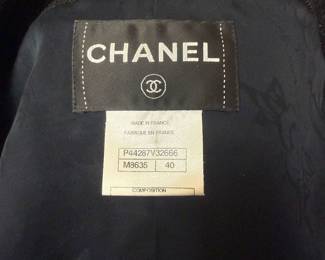 Chanel Suit Size 40