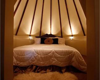 Enchanting Turret Suite Queen Bed in Turret V