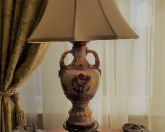 Southern Belle Suite Lamp V