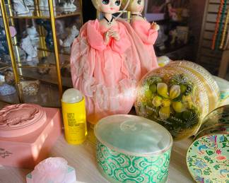 Vintage Items , Powder , Perfume 