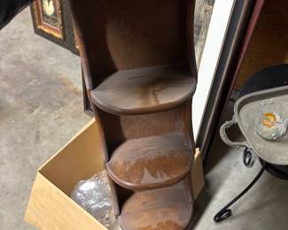 wall shelf $5