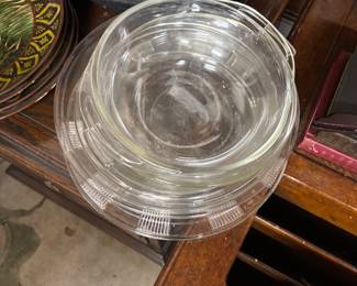 lot of baking dishes $6