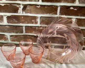 Set of 4 Vereco France Drinking Glasses 1 Dinner Plate1 Dessert Plate