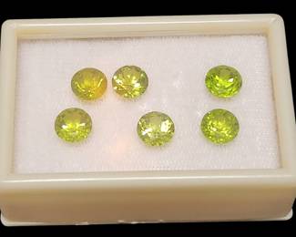 Peridot Colored Stones 