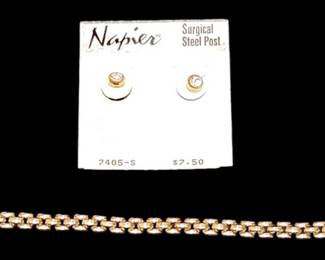 Bracelet and Earrings 